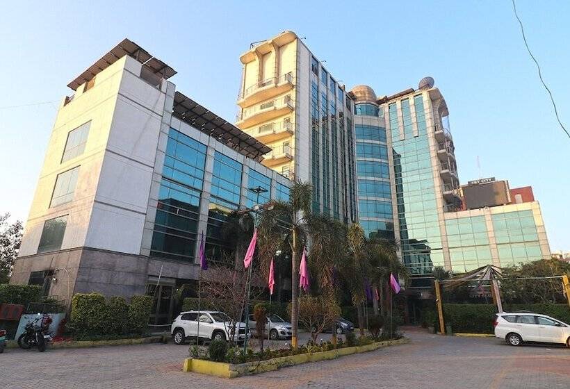 Skycity Hotel Gurgaon