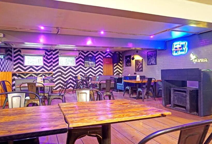 Hotel The Elite Suites