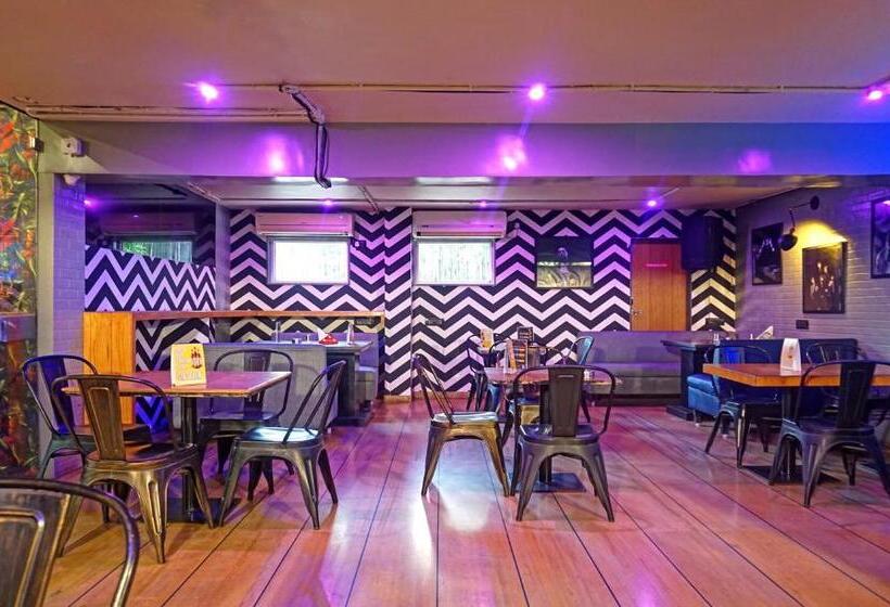 Hotel The Elite Suites