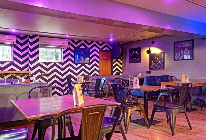 Hotel The Elite Suites