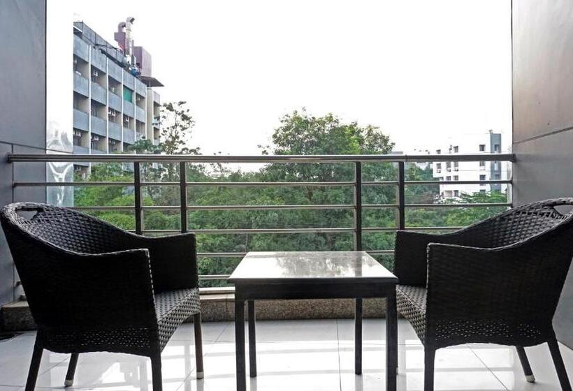 Hotel The Elite Suites