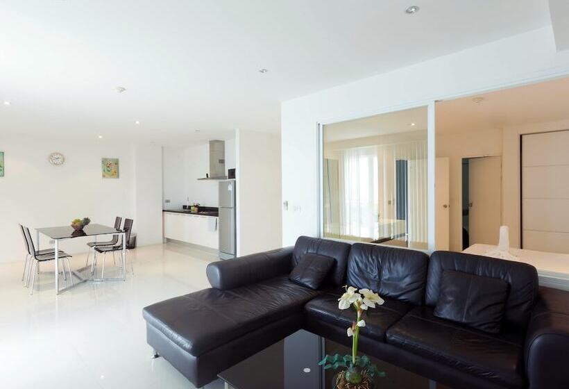 Sunset Plaza By Resava