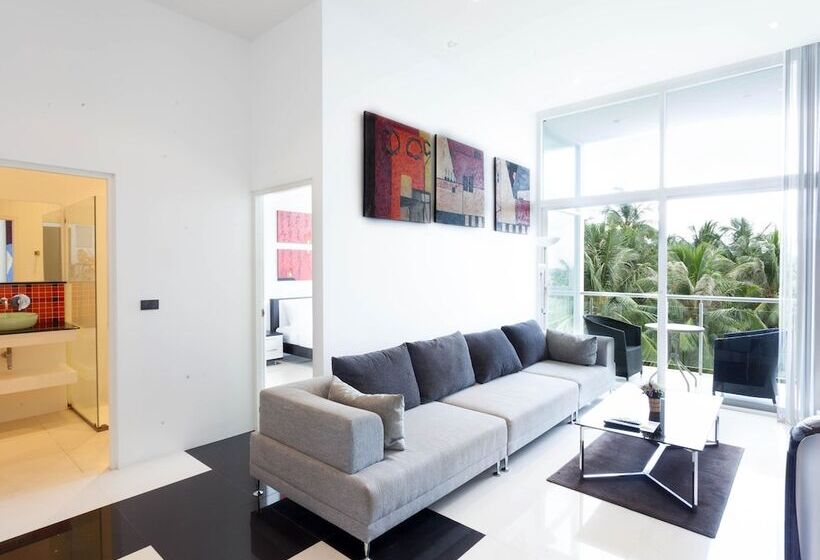 Sunset Plaza By Resava