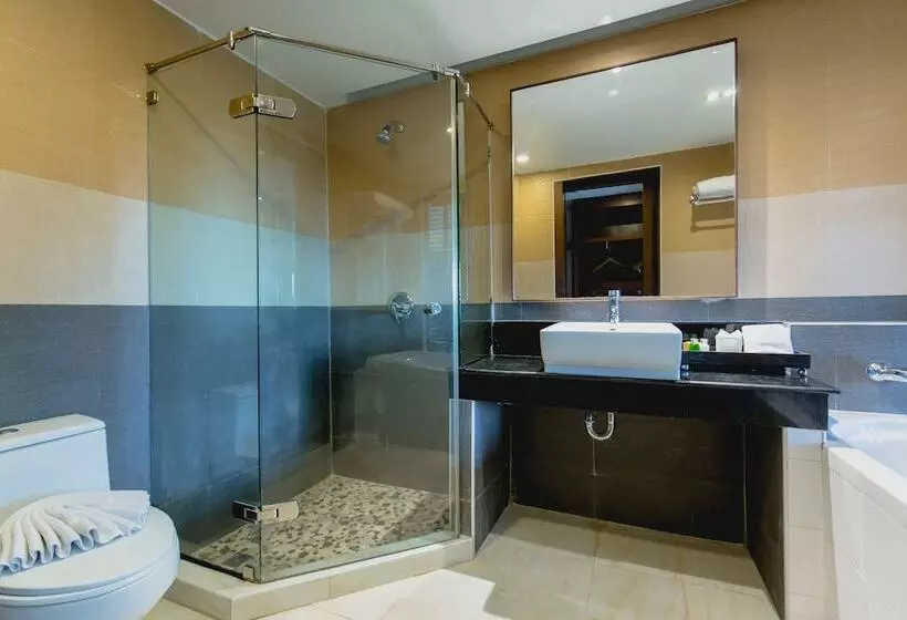 Thanthip Beach Resort Patong