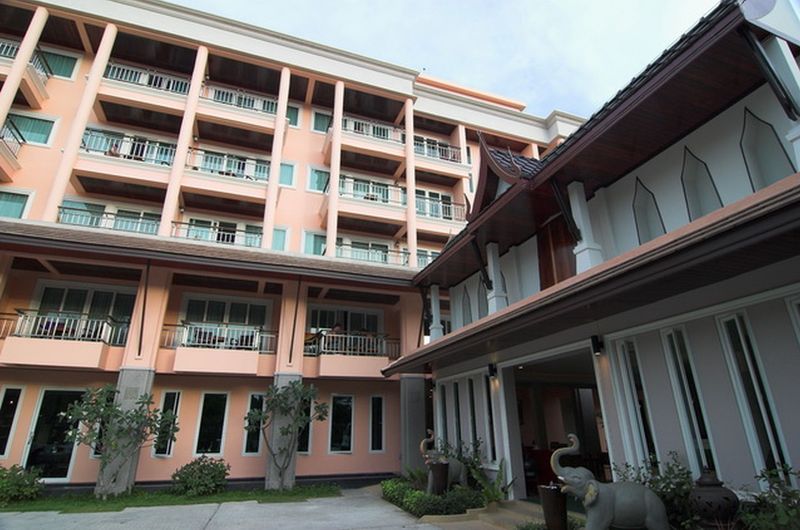 Thanthip Beach Resort Patong