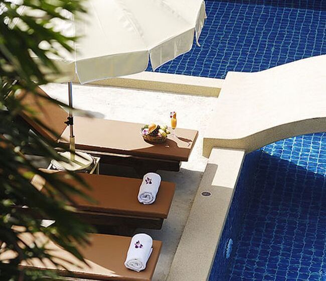 Thanthip Beach Resort Patong