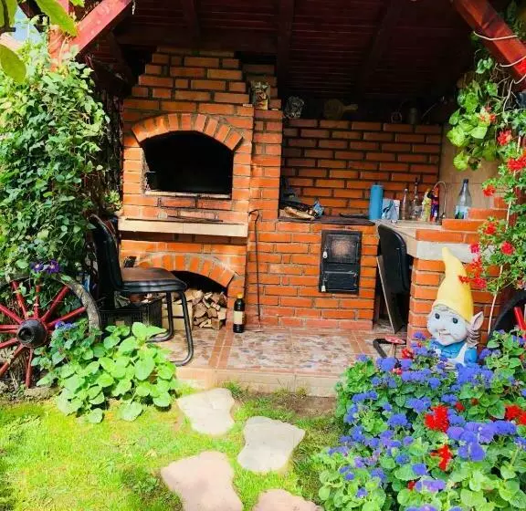 ペンション Ika House