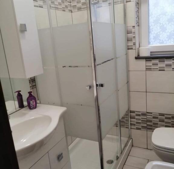 膳宿费 La Romantica