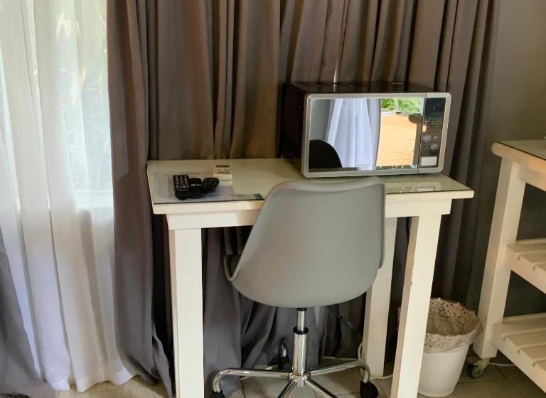 펜션 Meraki Upmarket Guesthouse