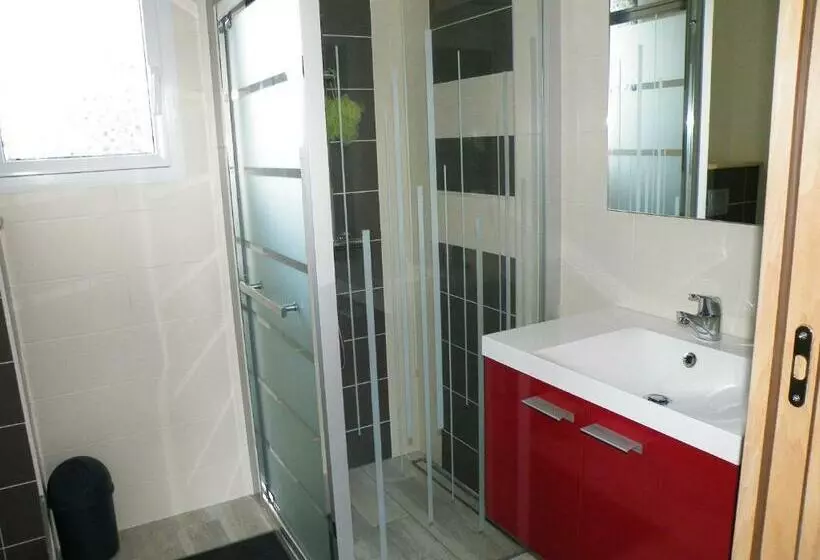 ベッドアンドブレックファースト Les Mouettes