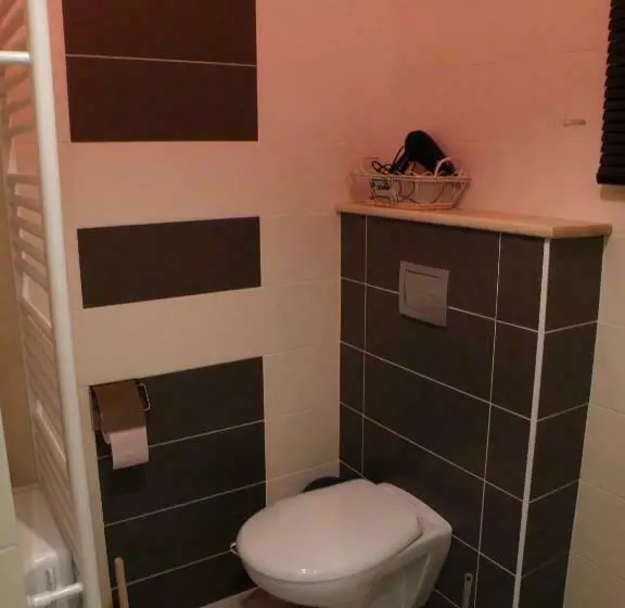 ベッドアンドブレックファースト Les Mouettes