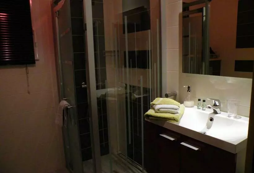 ベッドアンドブレックファースト Les Mouettes