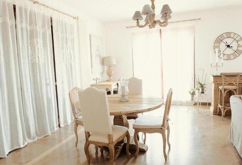 Nocleg ze śniadaniem The Bell Tower Lodge