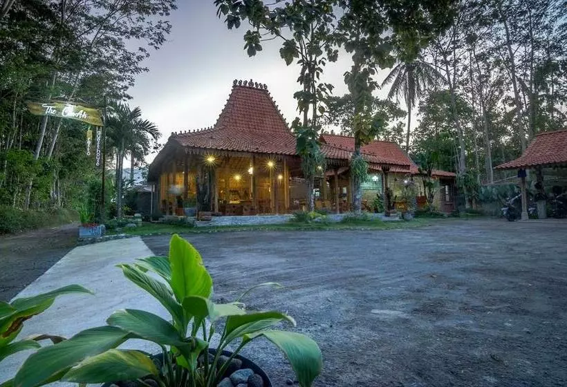 هتل The Omah Borobudur