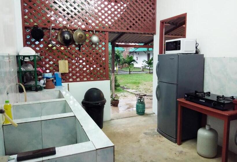 Tropical Paradise Leelawadee Resort