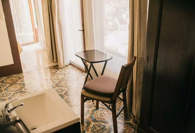 Retkeilymaja Posada Galeria Alberto Sedas