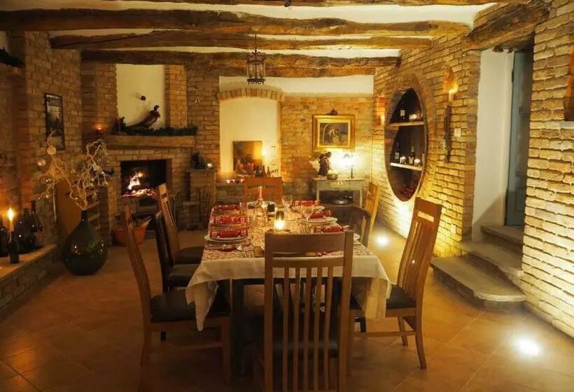 Aamiaismajoitus (B&B) Casa Del Roseto