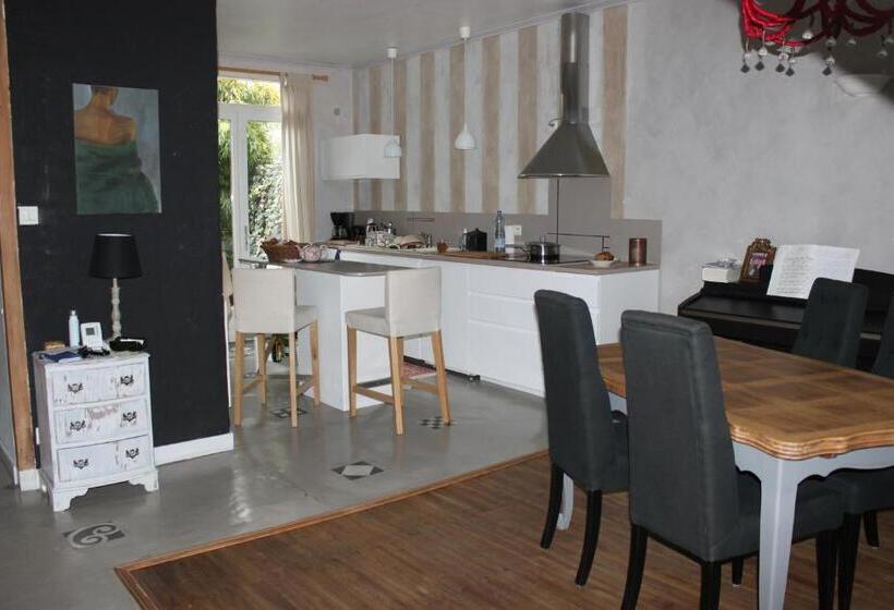 Bed and Breakfast La Tropicale  Chambre D Hôte Au Calme