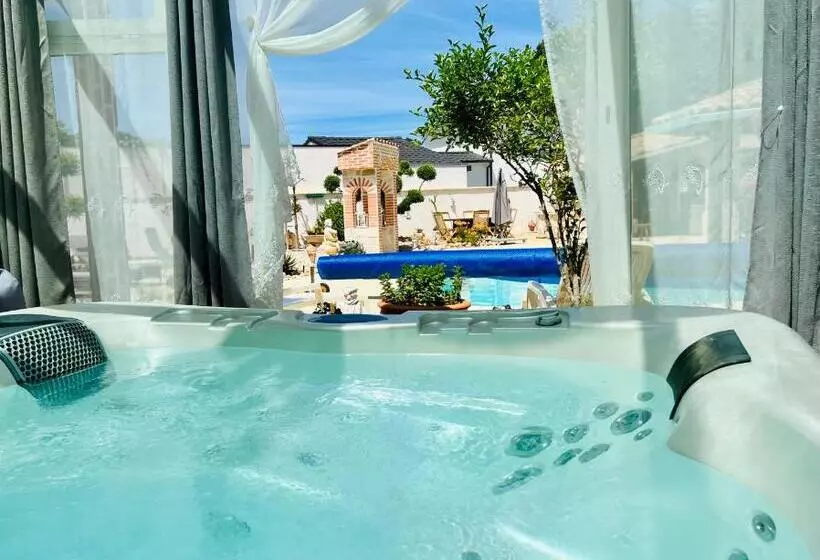 ベッドアンドブレックファースト Le Mas Des Mathes, Chambres D Hôtes, Studios