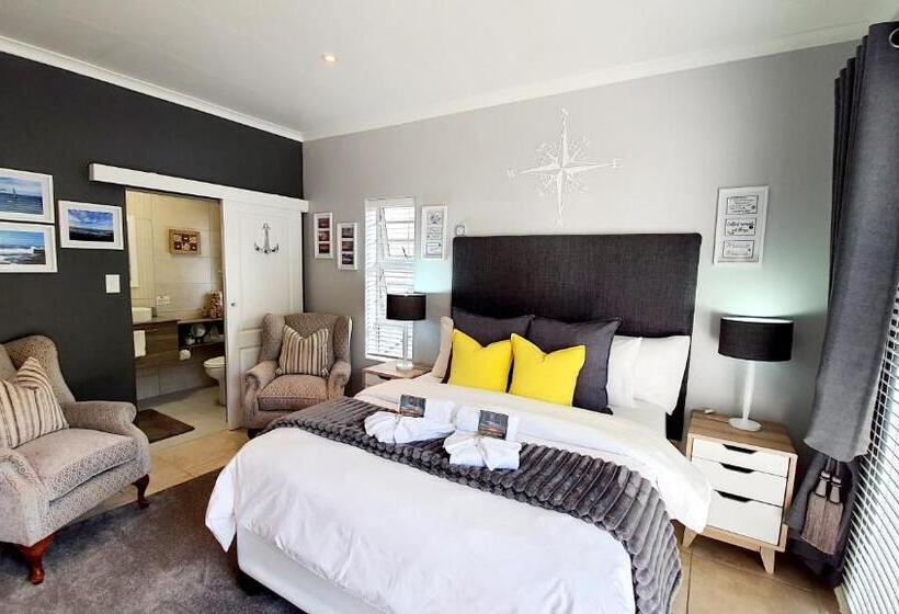 بنسيون Amelia S By The Sea