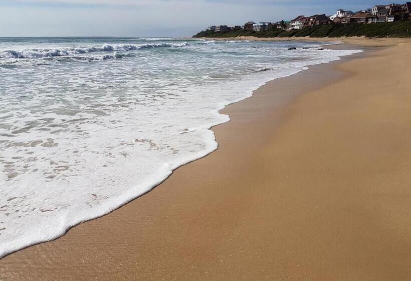 بنسيون Amelia S By The Sea