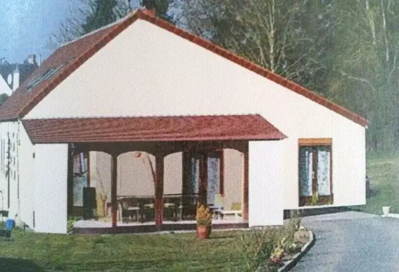 Majatalo Cathy Et Eric