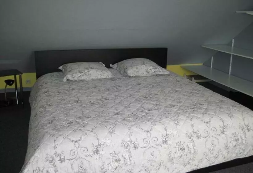 Majatalo Cathy Et Eric