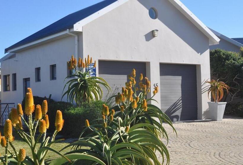 بنسيون Zeezicht Guest House