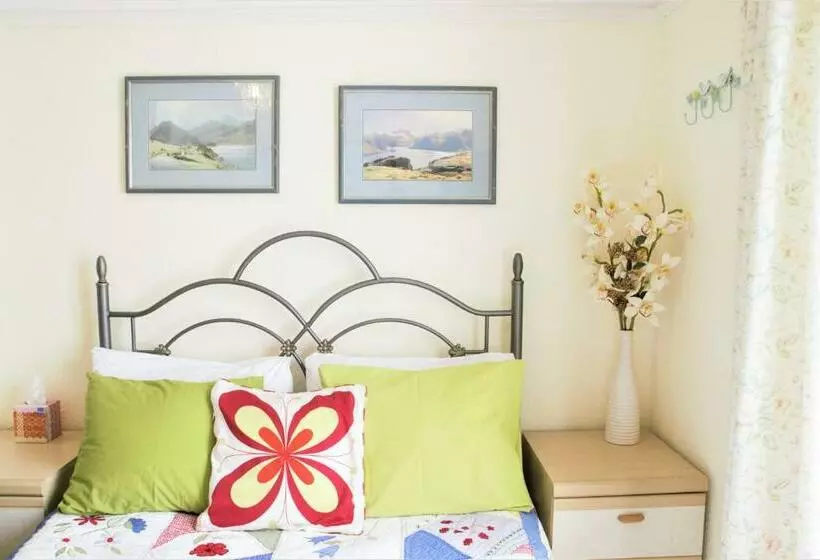 The Witterings Bed And Breakfast