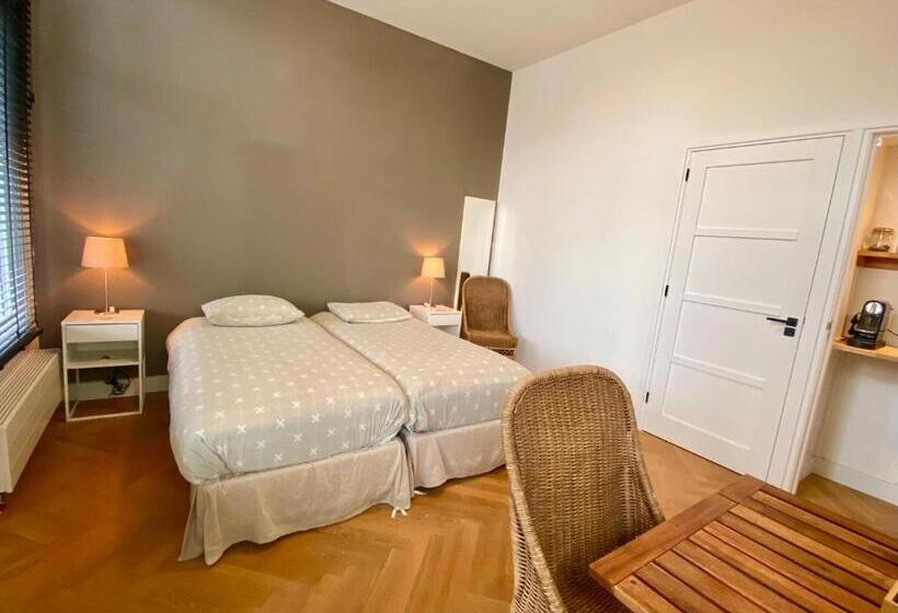 ベッドアンドブレックファースト Oranjepark