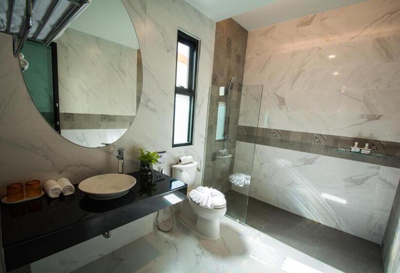 هتل Good Night Pool Villa Phuket Sha Plus