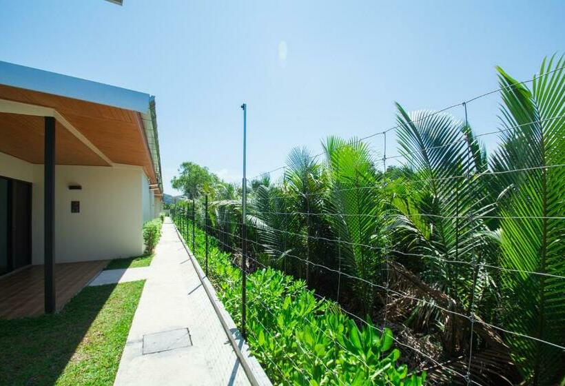 هتل Good Night Pool Villa Phuket Sha Plus