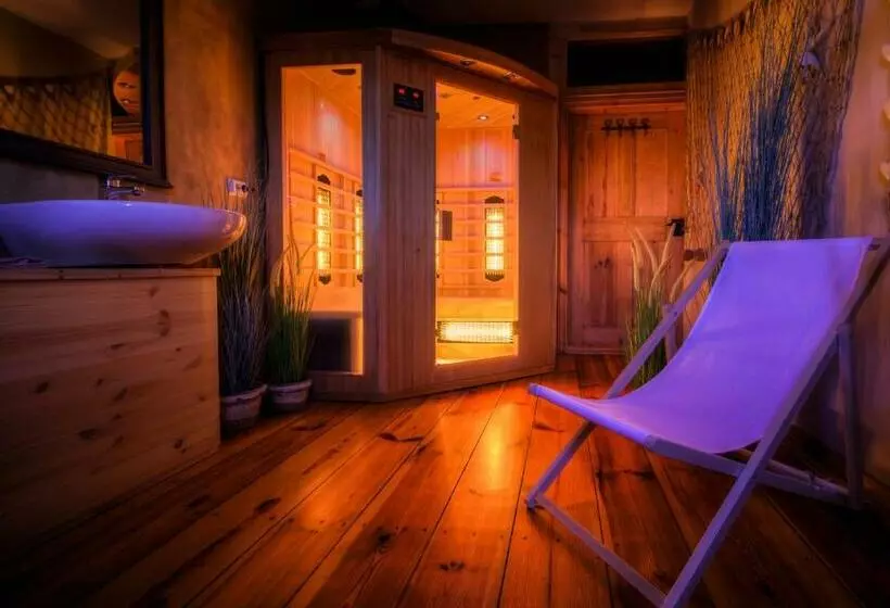 Hotelli Schmidtalien Schlemmen Und Schlummern