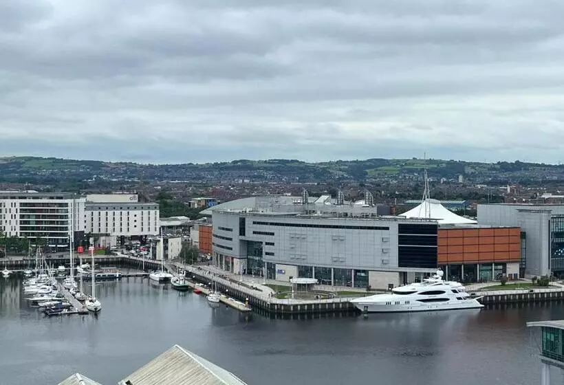 James Clow Bed & Breakfast