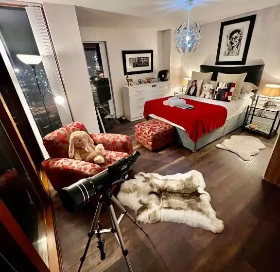 James Clow Bed & Breakfast