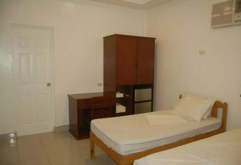 ペンション Cafemare Rooms