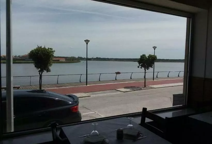 Majatalo Canadian Star