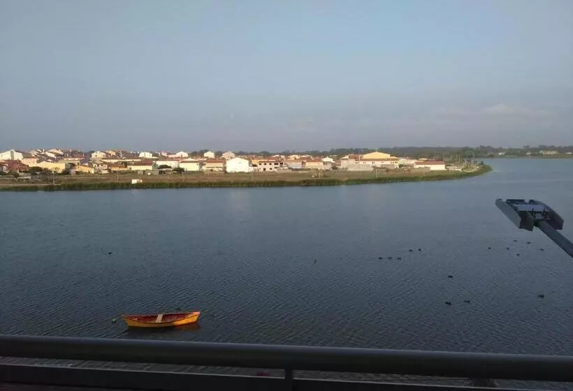 Majatalo Canadian Star