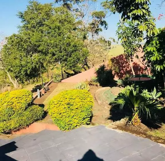 Aamiaismajoitus (B&B) Hill Top Farm Lodge