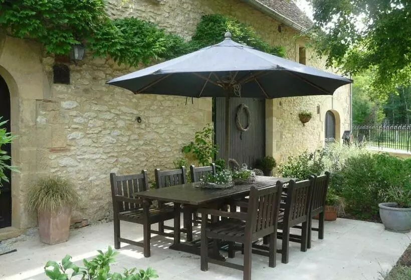ベッドアンドブレックファースト Le Manoir Des Tuileries