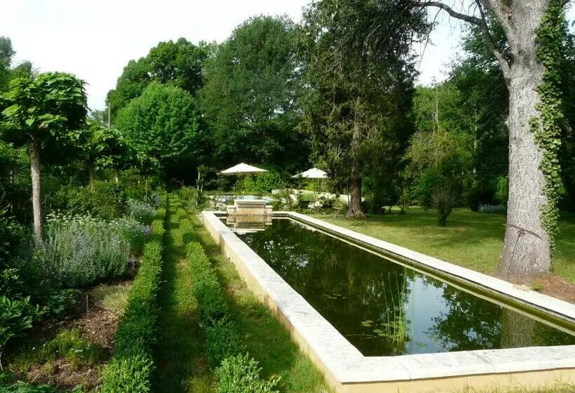 ベッドアンドブレックファースト Le Manoir Des Tuileries