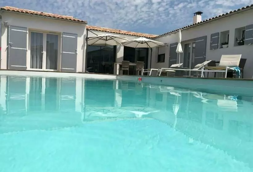 ペンション Clos Des Marais