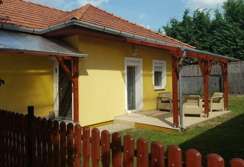 펜션 Juli Vendégház