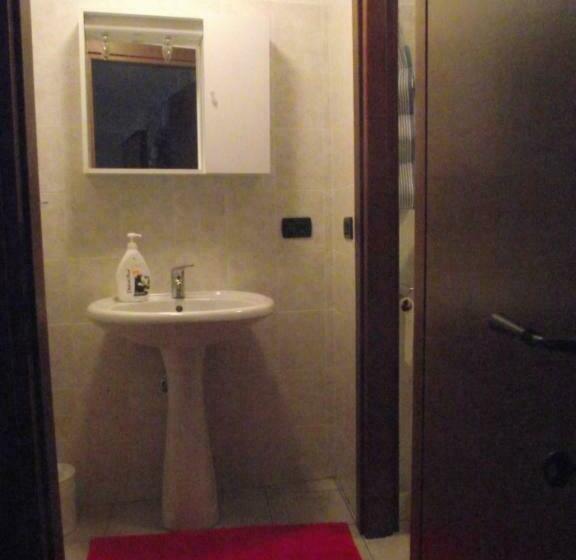 膳宿费 La Fisarmonica