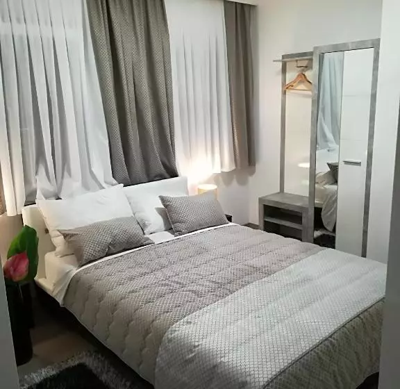 پانسیون Vila Lemic Postojna
