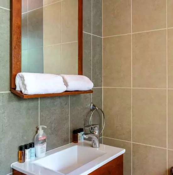 Platres Valley Houses