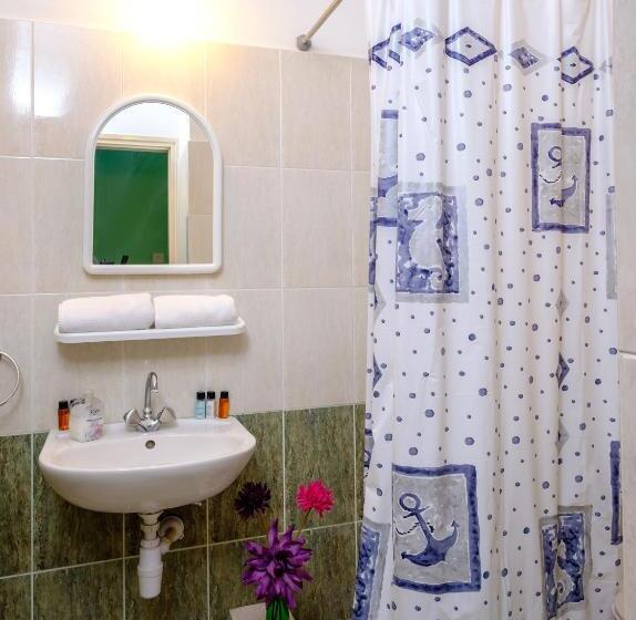 Platres Valley Houses