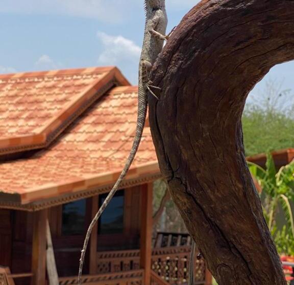 استراحتگاه Jing Jo Boutique Bungalow