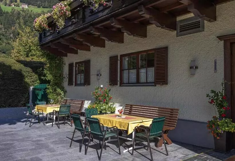 تختخواب و صبحانه Gästehaus Bleiweis Zehentner