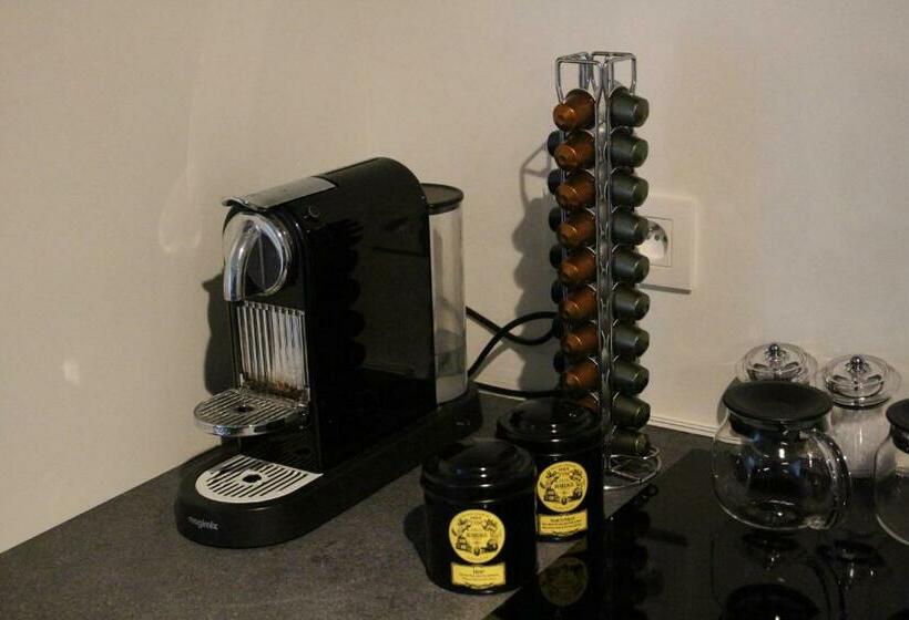 Aamiaismajoitus (B&B) James & Leon